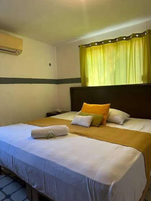 Depa Familiar Con Alberca Wi-Fi Ac Centrico Apartment Cancun Mexico